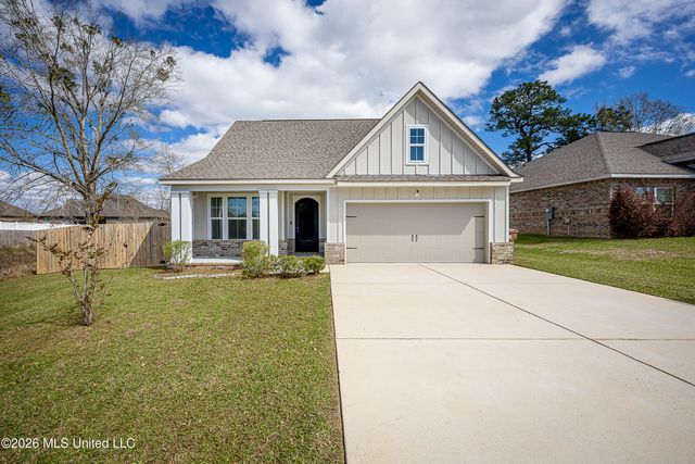 10545 W Landon Green Circle, Gulfport, MS 39503