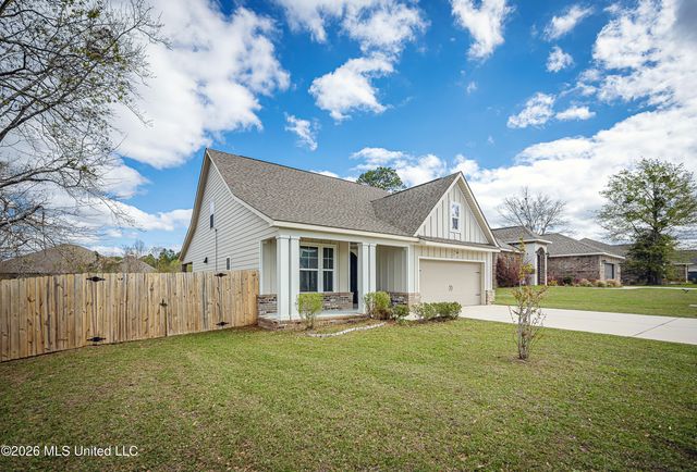 10545 W Landon Green Circle, Gulfport, MS 39503