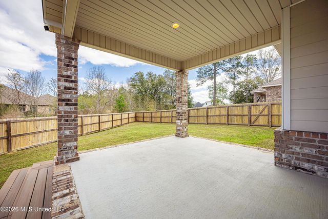 10545 W Landon Green Circle, Gulfport, MS 39503