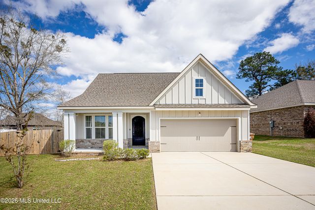 10545 W Landon Green Circle, Gulfport, MS 39503