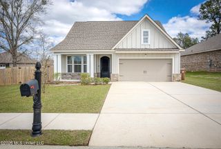 10545 W Landon Green Circle, Gulfport, MS 39503