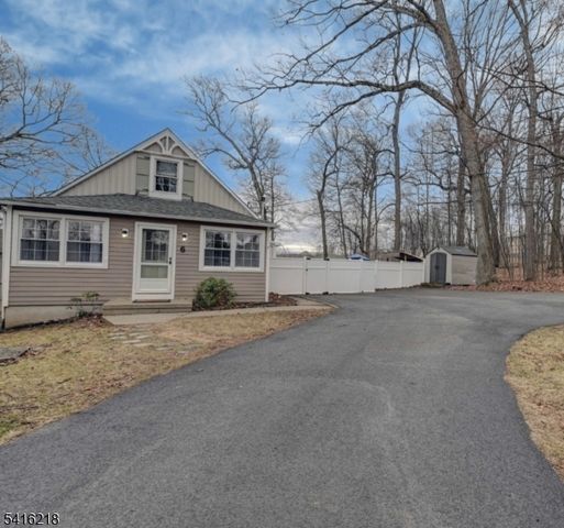6 Woodlawn Ter, Randolph Twp., NJ 07869