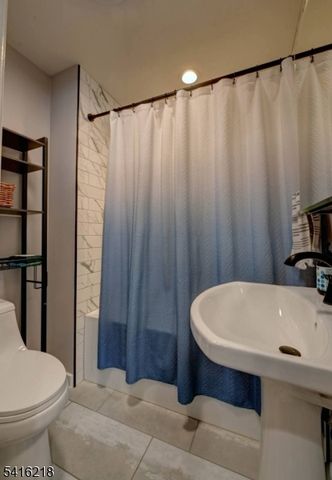 6 Woodlawn Ter, Randolph Twp., NJ 07869