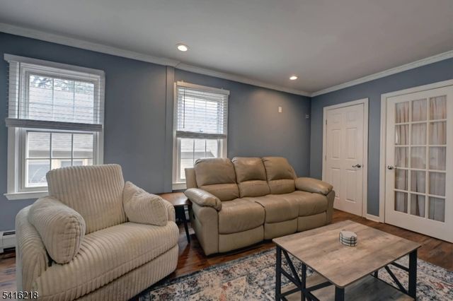 6 Woodlawn Ter, Randolph Twp., NJ 07869