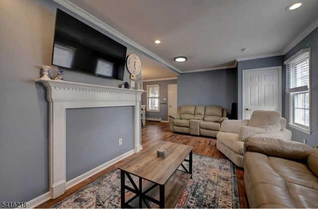 6 Woodlawn Ter, Randolph Twp., NJ 07869