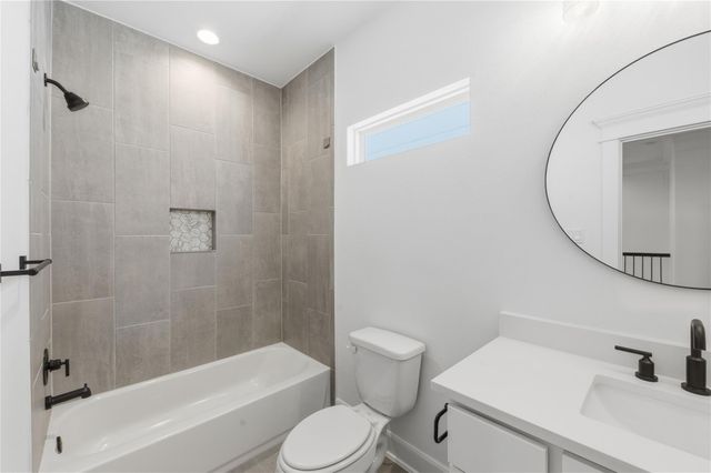 819 W 19th Street, Houston, TX 77008