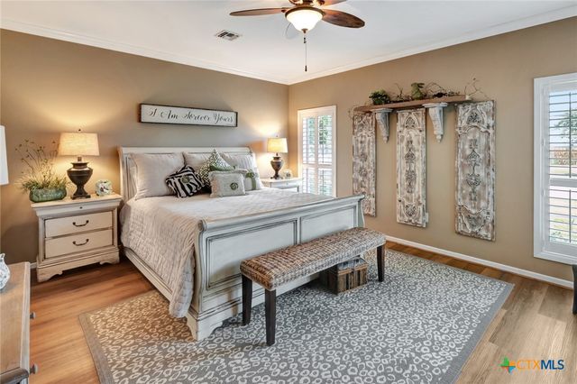 444 County Road 237, Ganado, TX 77962