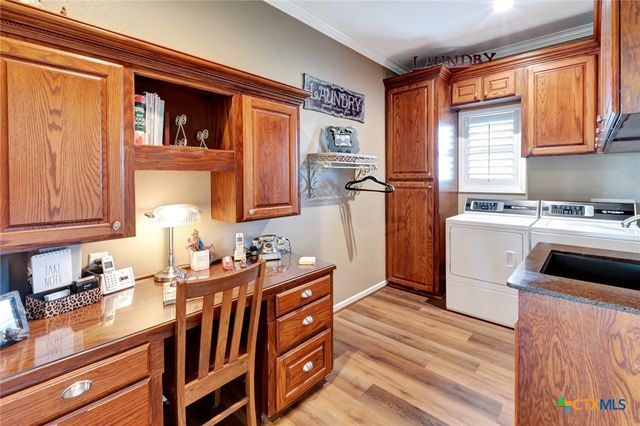 444 County Road 237, Ganado, TX 77962