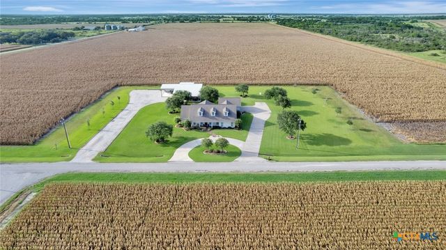 444 County Road 237, Ganado, TX 77962