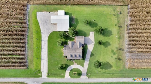 444 County Road 237, Ganado, TX 77962