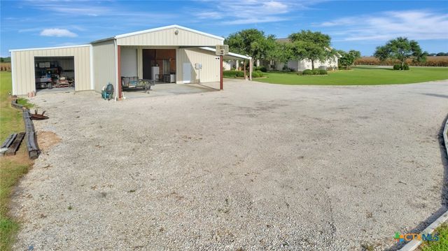 444 County Road 237, Ganado, TX 77962