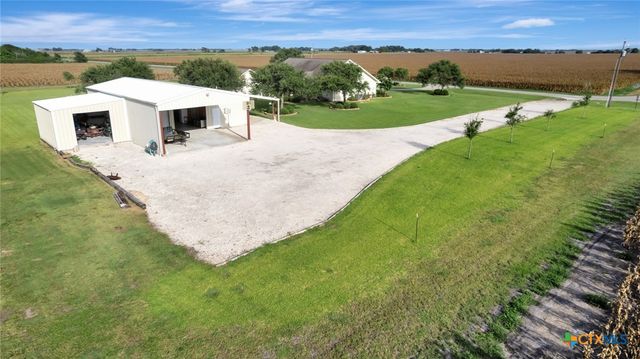 444 County Road 237, Ganado, TX 77962