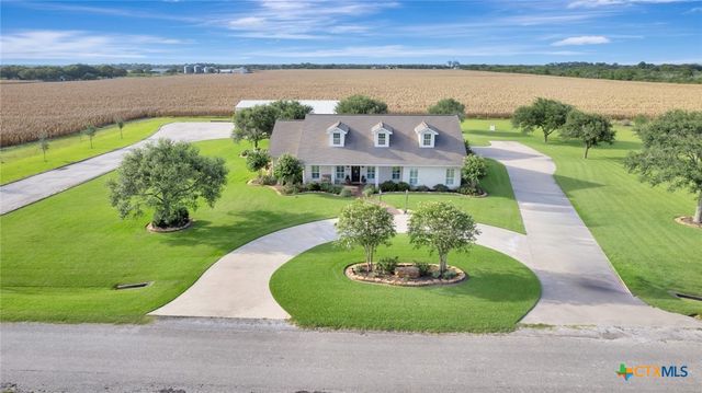 444 County Road 237, Ganado, TX 77962