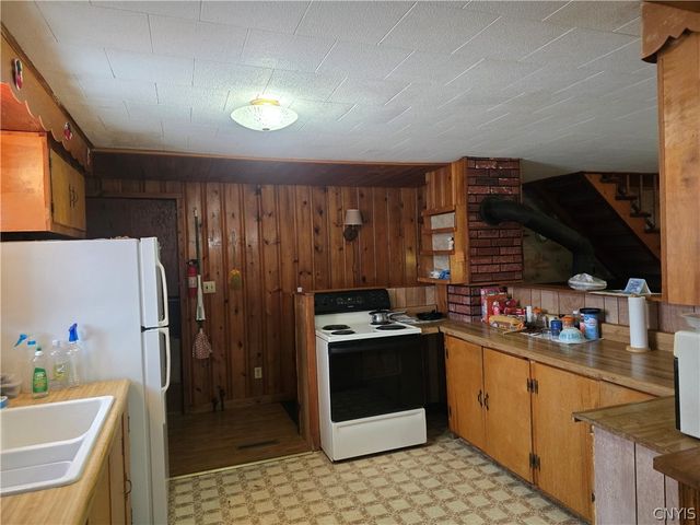 138 Ritchie Road, Granby, NY 13069