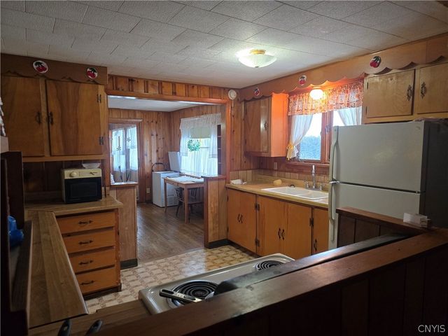 138 Ritchie Road, Granby, NY 13069