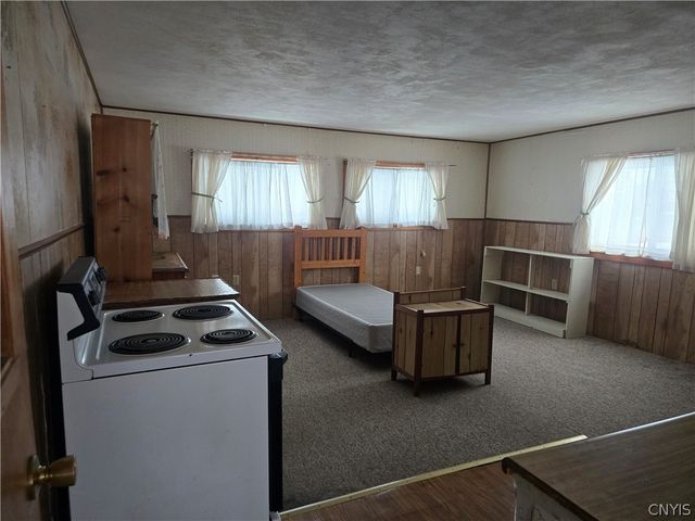 138 Ritchie Road, Granby, NY 13069