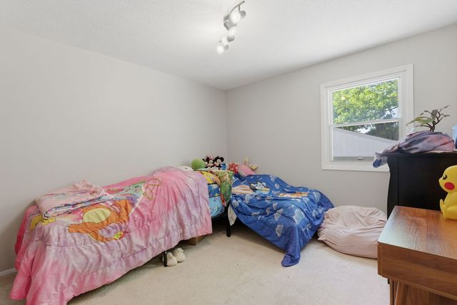 3203 w 66th Street, Davenport, IA 52806