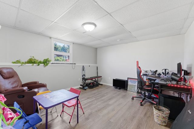 3203 w 66th Street, Davenport, IA 52806
