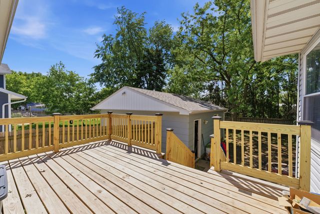 3203 w 66th Street, Davenport, IA 52806
