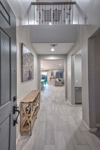 25756 N 140th Lane, Surprise, AZ 85387