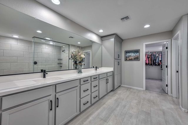 25756 N 140th Lane, Surprise, AZ 85387