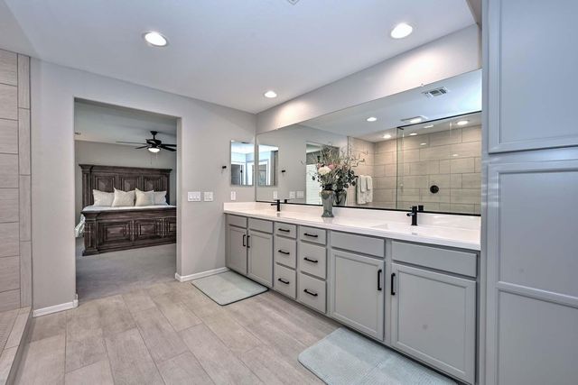 25756 N 140th Lane, Surprise, AZ 85387