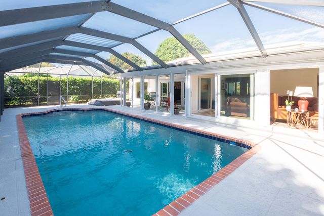 3372 SE Court Drive, Stuart, FL 34997