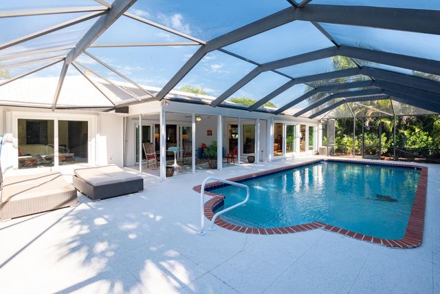 3372 SE Court Drive, Stuart, FL 34997