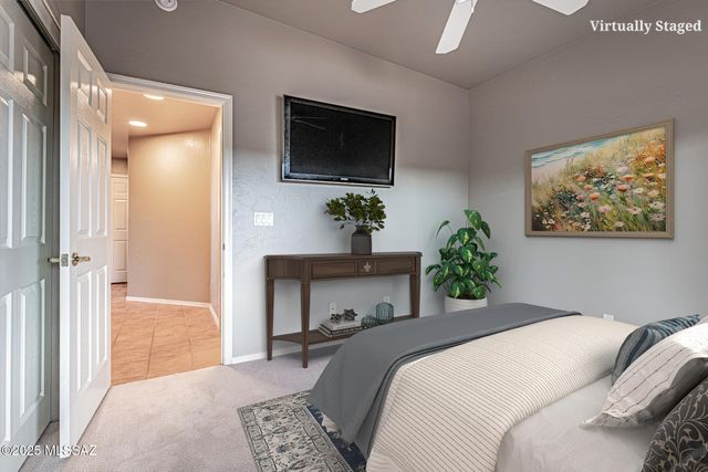 682 E Armor Springs Place, Green Valley, AZ 85614