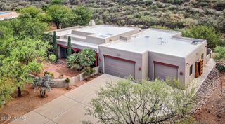 682 E Armor Springs Place, Green Valley, AZ 85614