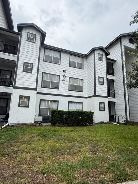2207 ANTIGUA PLACE 727, Kissimmee, FL 34741