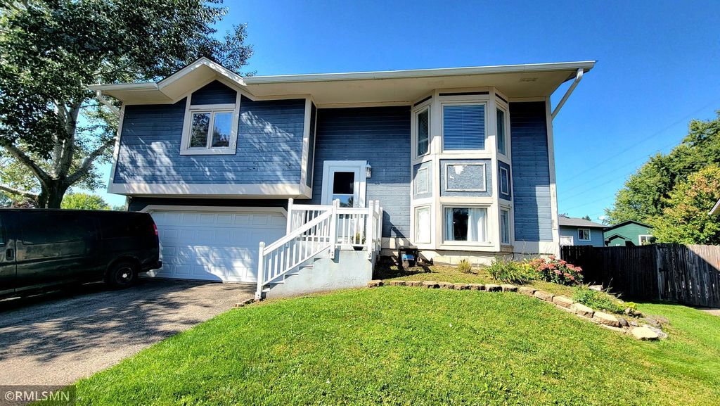 4413 Slater Road, Eagan, MN 55122