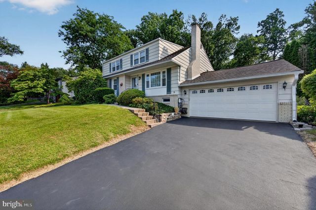 2530 BALL RD, Willow Grove, PA 19090