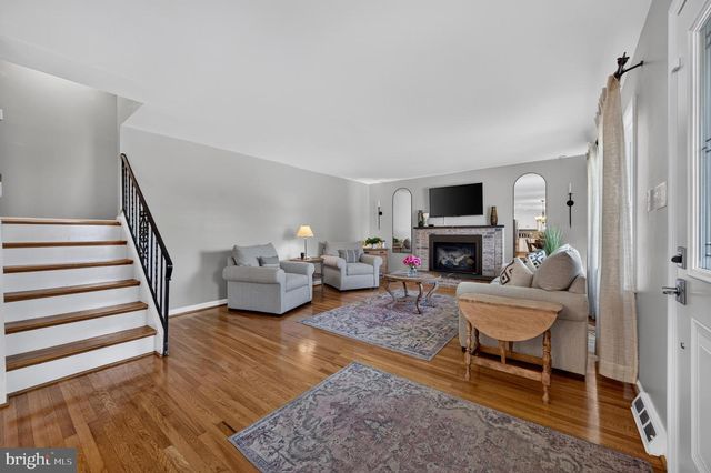 2530 BALL RD, Willow Grove, PA 19090
