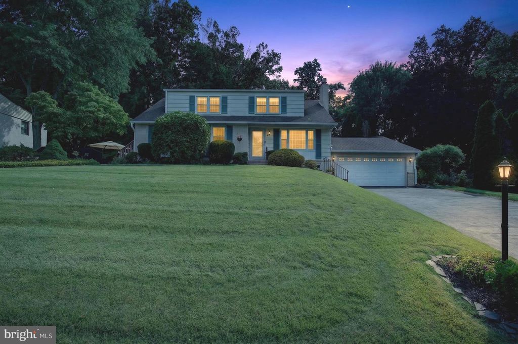 2530 BALL RD, Willow Grove, PA 19090