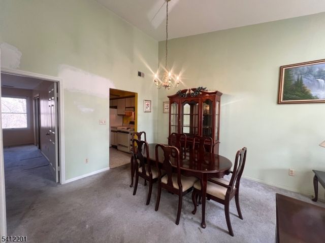 135 Tiffany Blvd 135, Newark City, NJ 07104