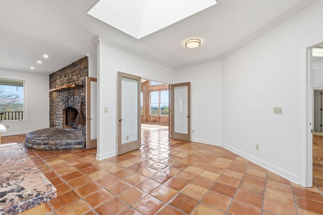 579 Ford Rd, Lebanon, TN 37087