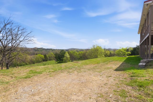 579 Ford Rd, Lebanon, TN 37087