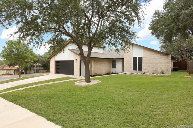 8502 Ridge Stone, San Antonio, TX 78251