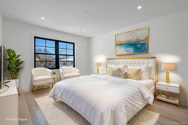 35 Cotton Lane, Levittown, NY 11756