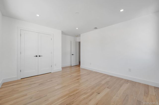 35 Cotton Lane, Levittown, NY 11756