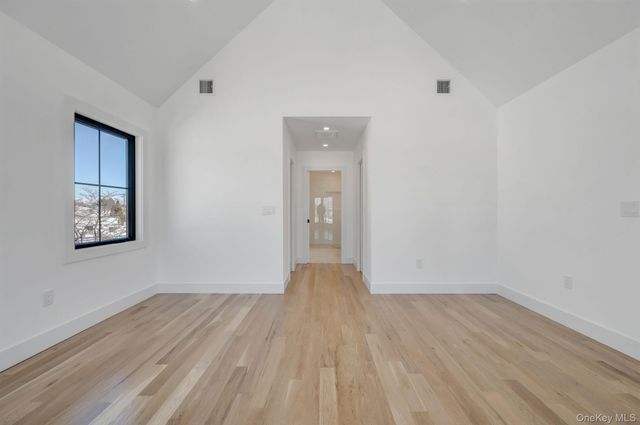 35 Cotton Lane, Levittown, NY 11756