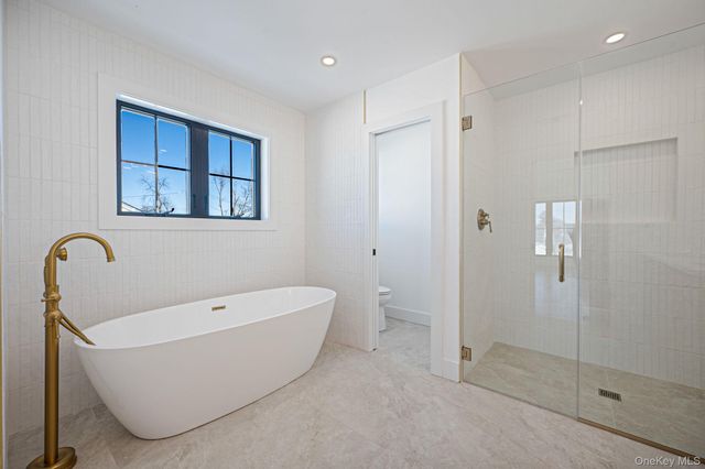 35 Cotton Lane, Levittown, NY 11756