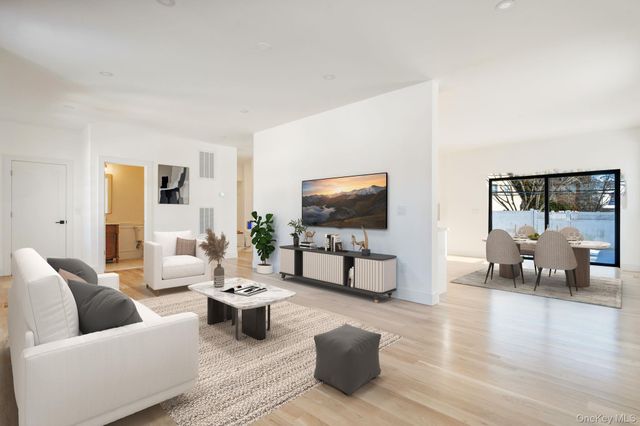 35 Cotton Lane, Levittown, NY 11756