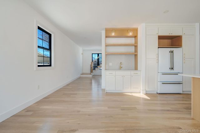 35 Cotton Lane, Levittown, NY 11756