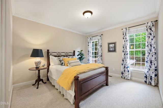 202 Briardale Avenue, Cary, NC 27519