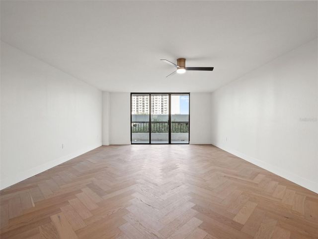 530 E CENTRAL BOULEVARD 405, Orlando, FL 32801