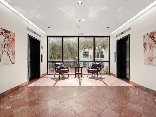 530 E CENTRAL BOULEVARD 405, Orlando, FL 32801