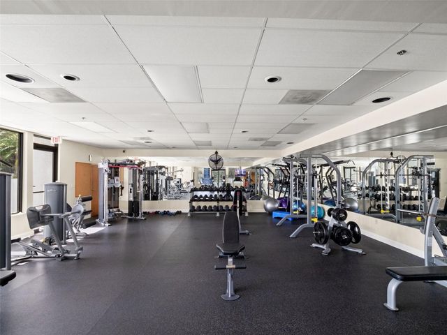 530 E CENTRAL BOULEVARD 405, Orlando, FL 32801