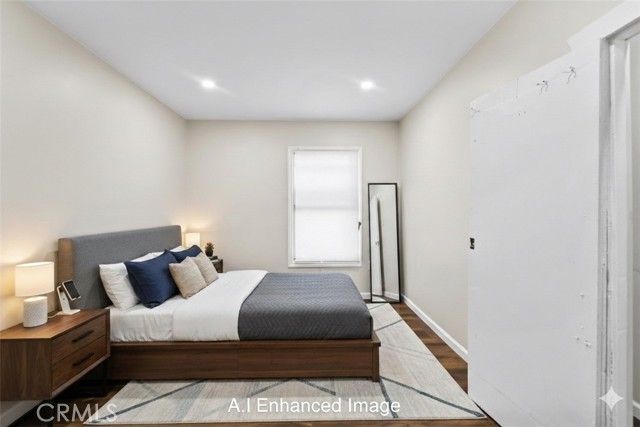 1220 E 40th Place, Los Angeles, CA 90011